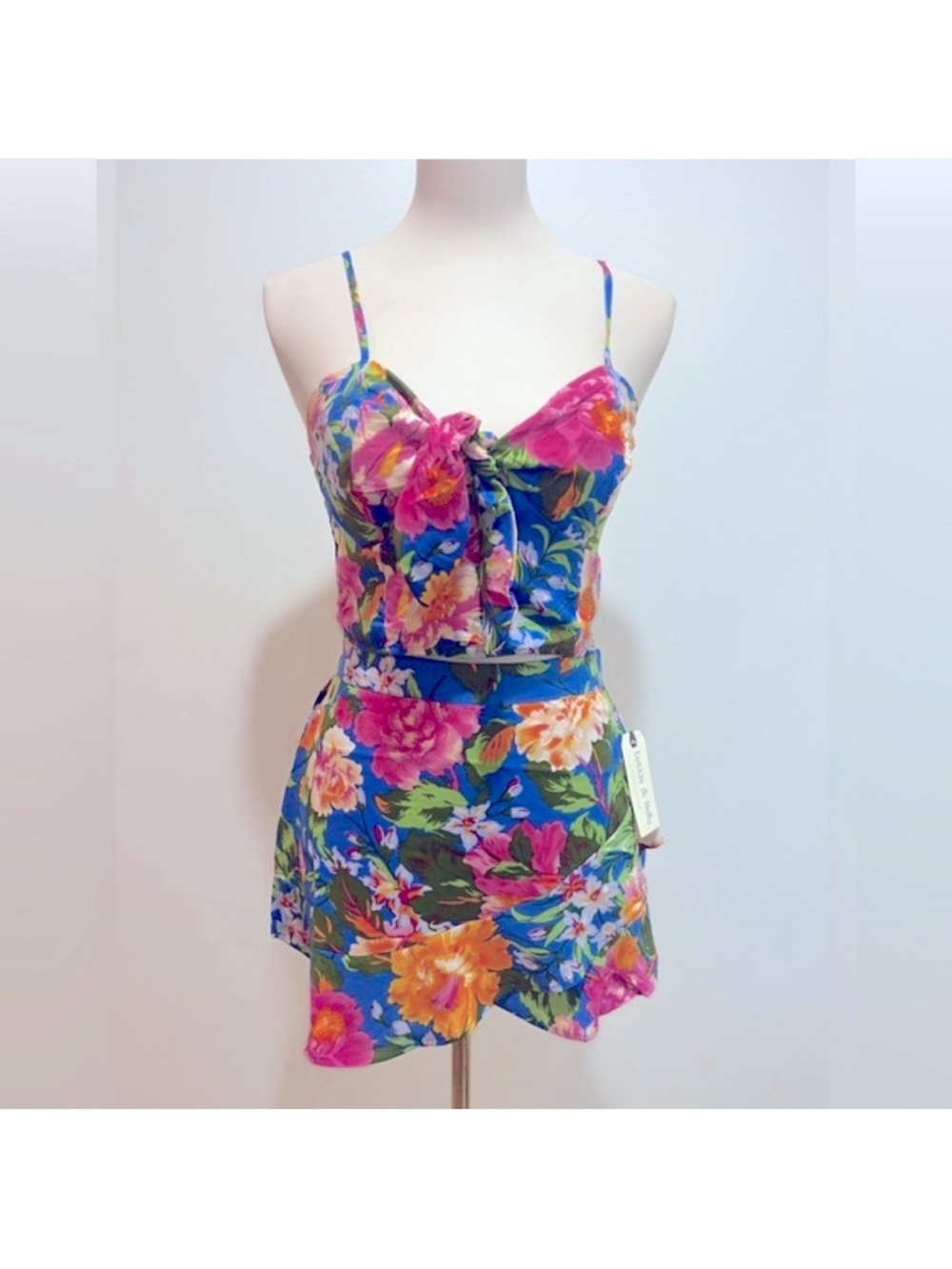 Holly and Lottie / Band of GypsiesFloral Women’s Skort sets